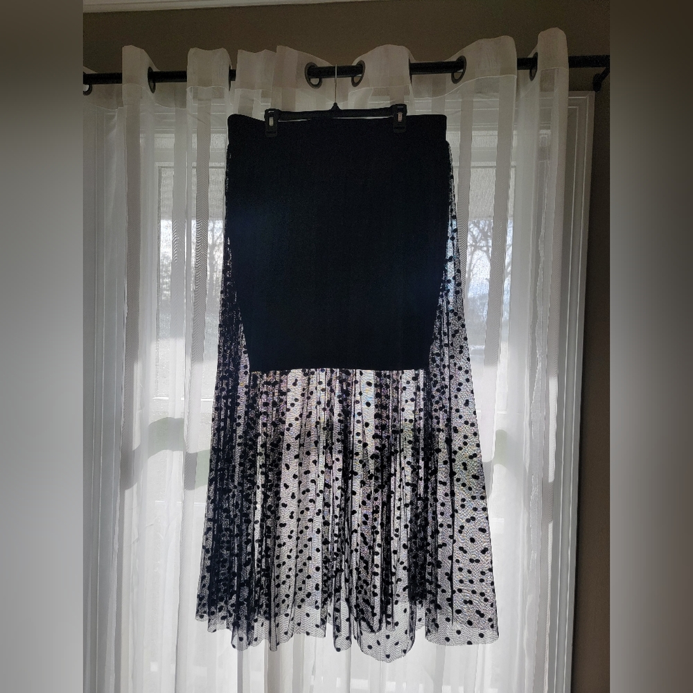 Torrid Skirt, Black, size 2